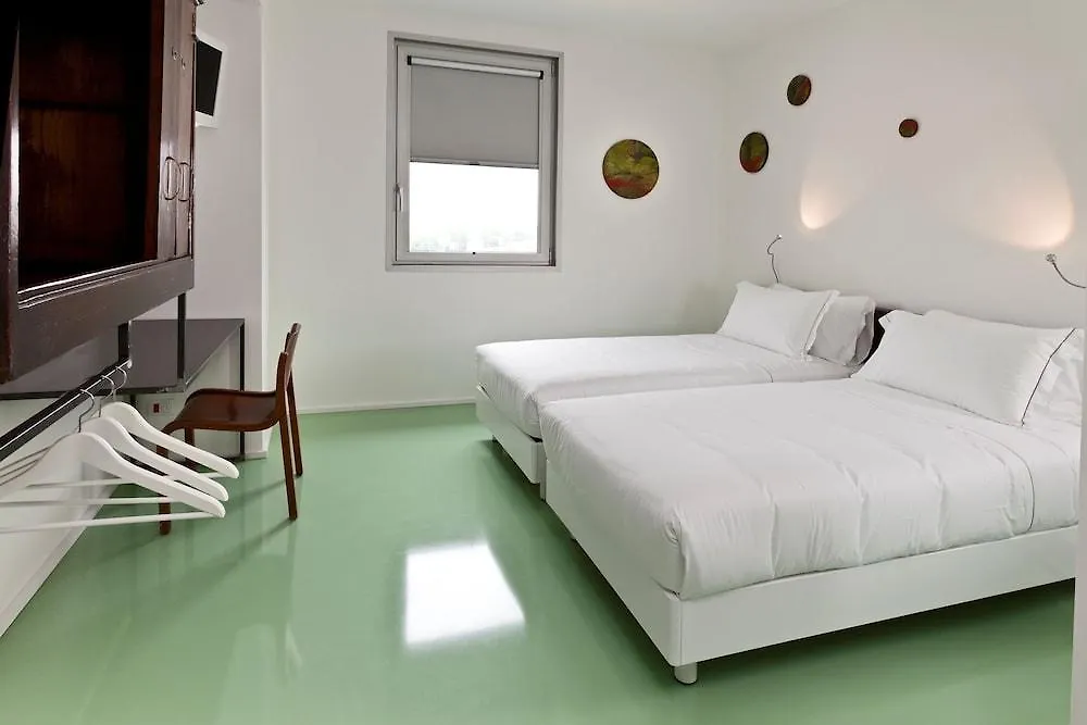 Aiden by Best Western @ JHD Dunant Hotel Castiglione Delle Stiviere
